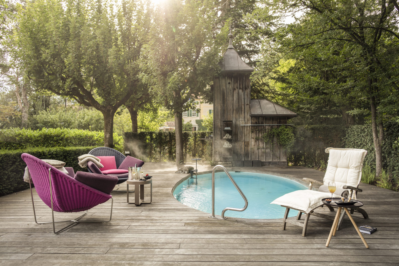 Garden Pool Area Boutiquehotel Schloss Schauenstein (c) Gaudenz DANUSER